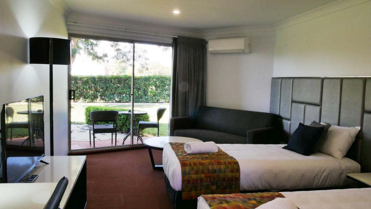 Country Capital Motel 3*